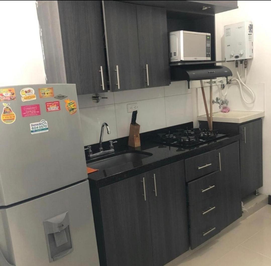 Con Balcon Y Hamaca En Zona Rosa Laureles 301 Apartamento Medellín