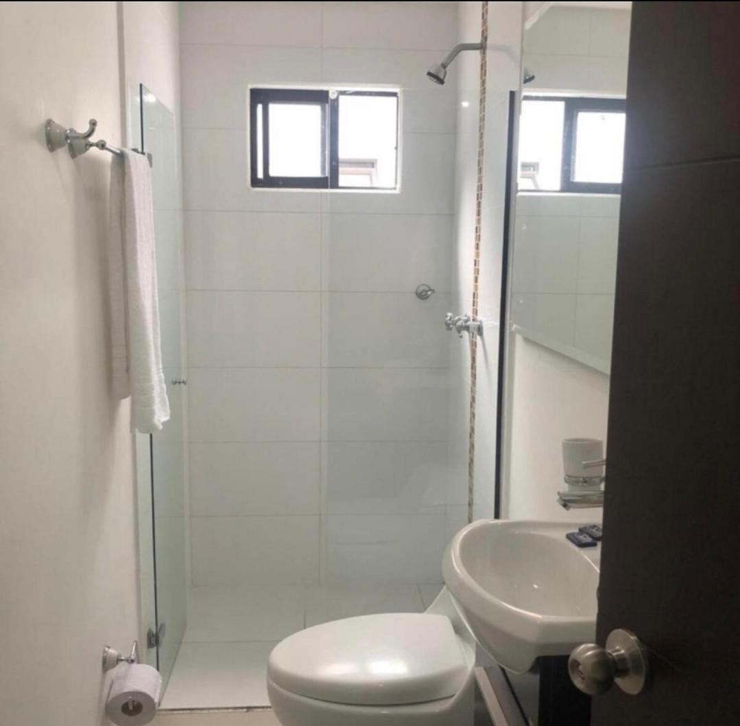 Apartamento Con Balcon Y Hamaca En Zona Rosa Laureles 301